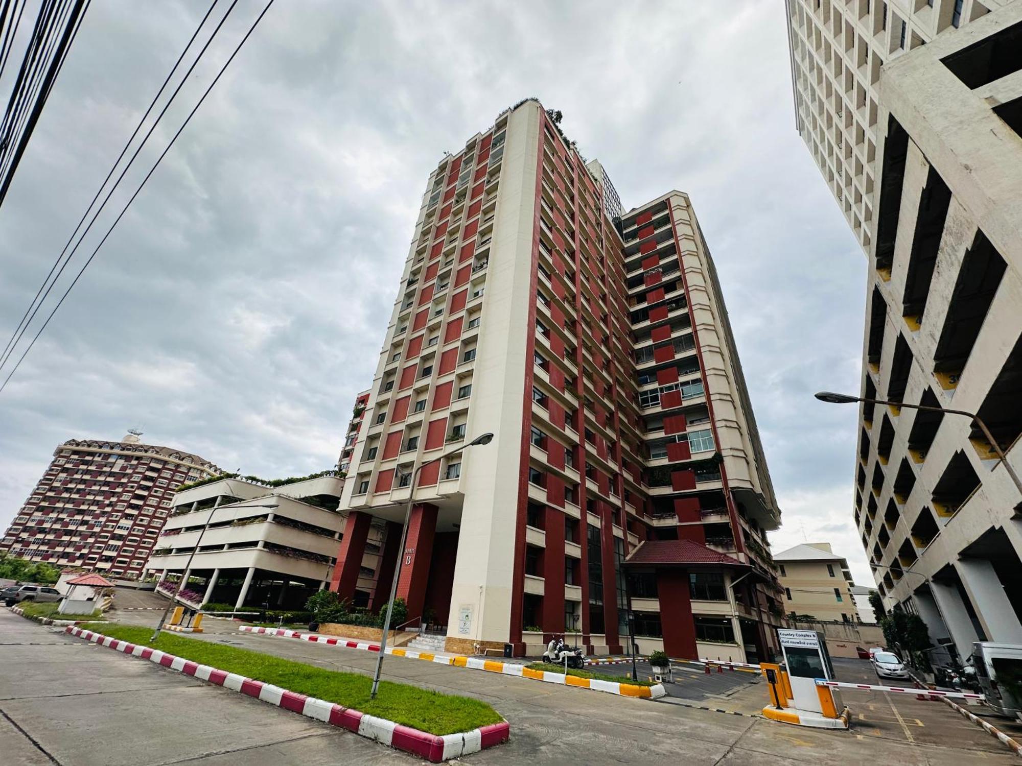 Country Complex Bangna Aparthotel Bangkok Ngoại thất bức ảnh