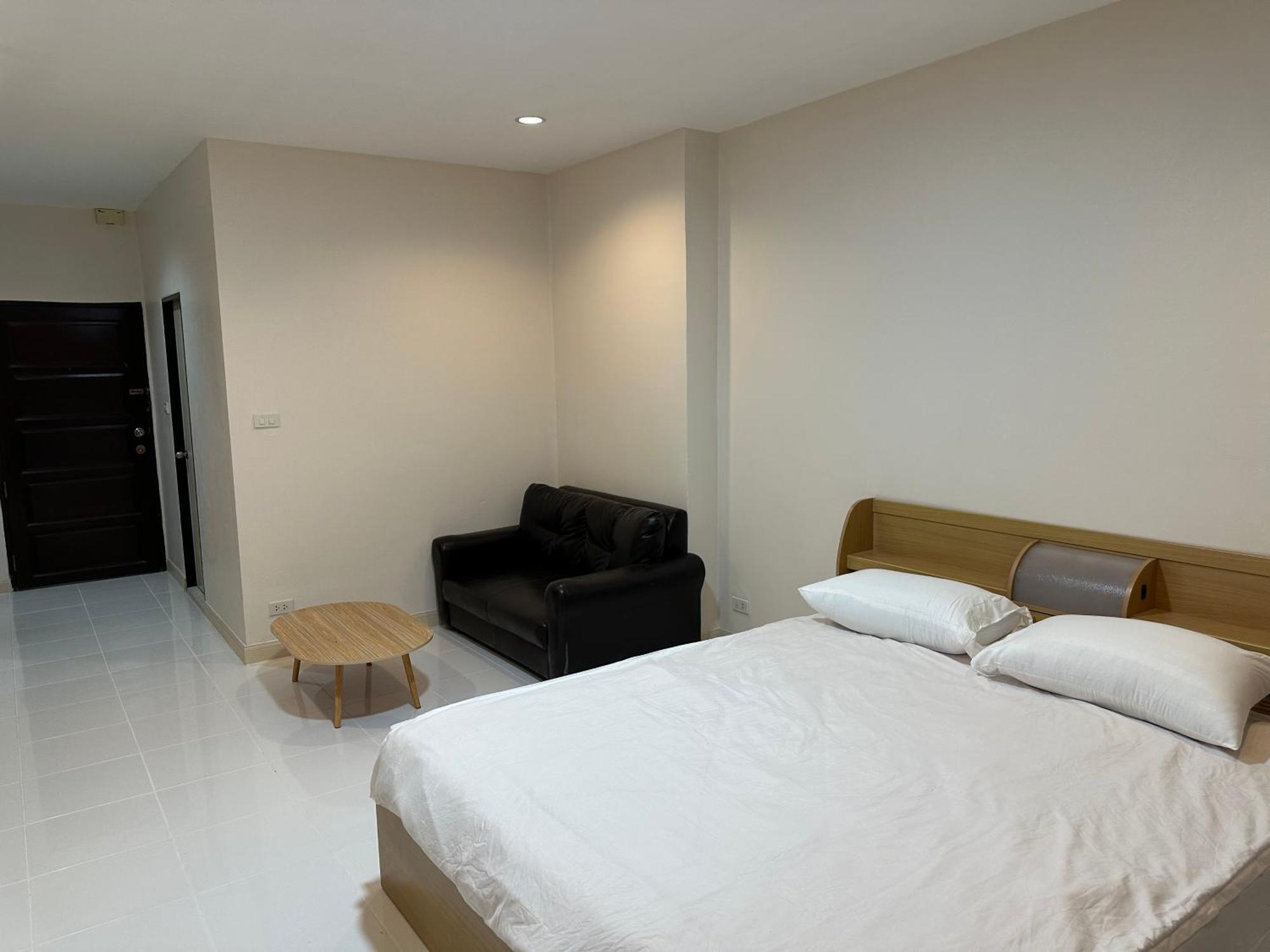 Country Complex Bangna Aparthotel Bangkok Ngoại thất bức ảnh